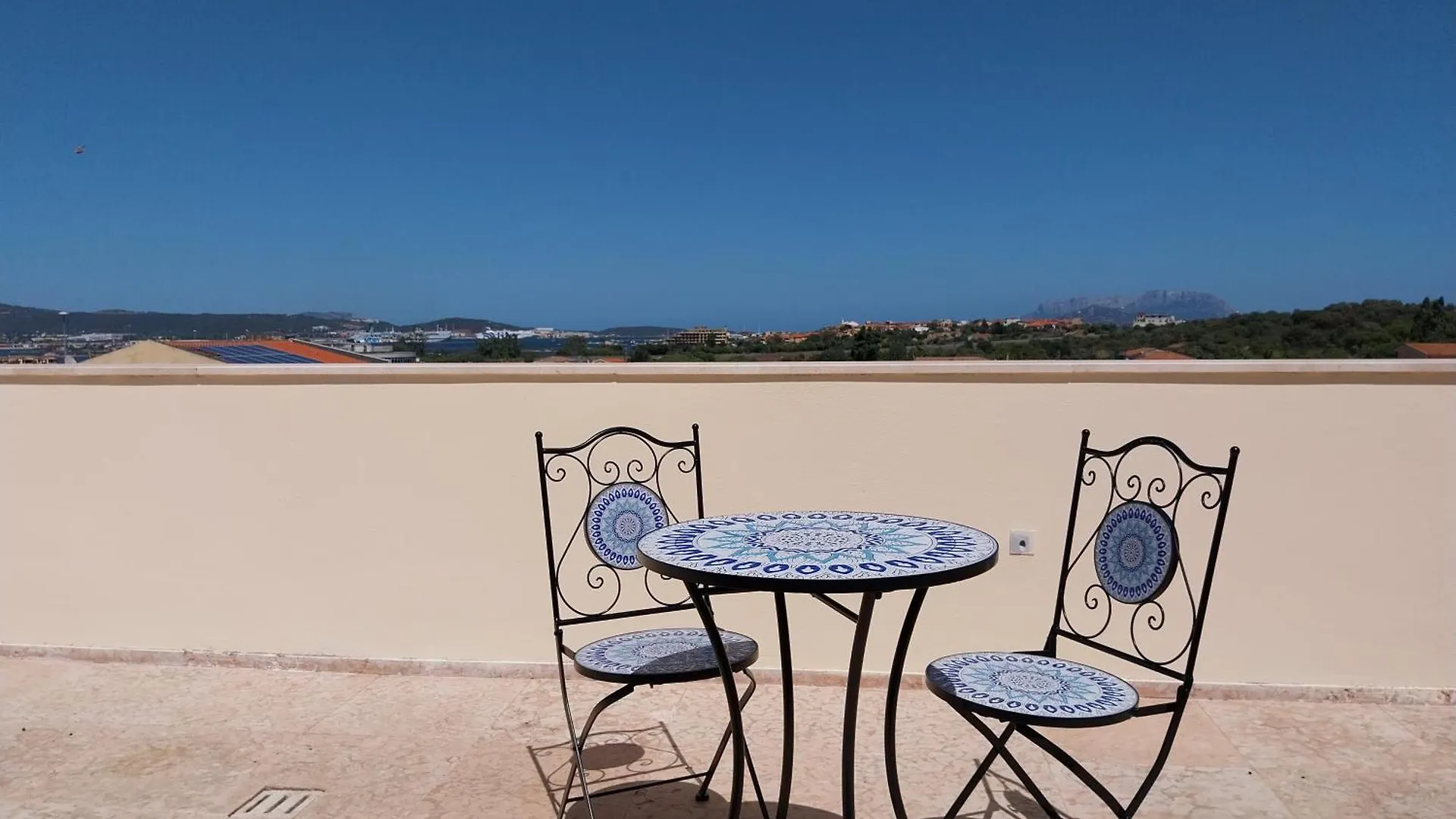 Vittoria Home Olbia Italy