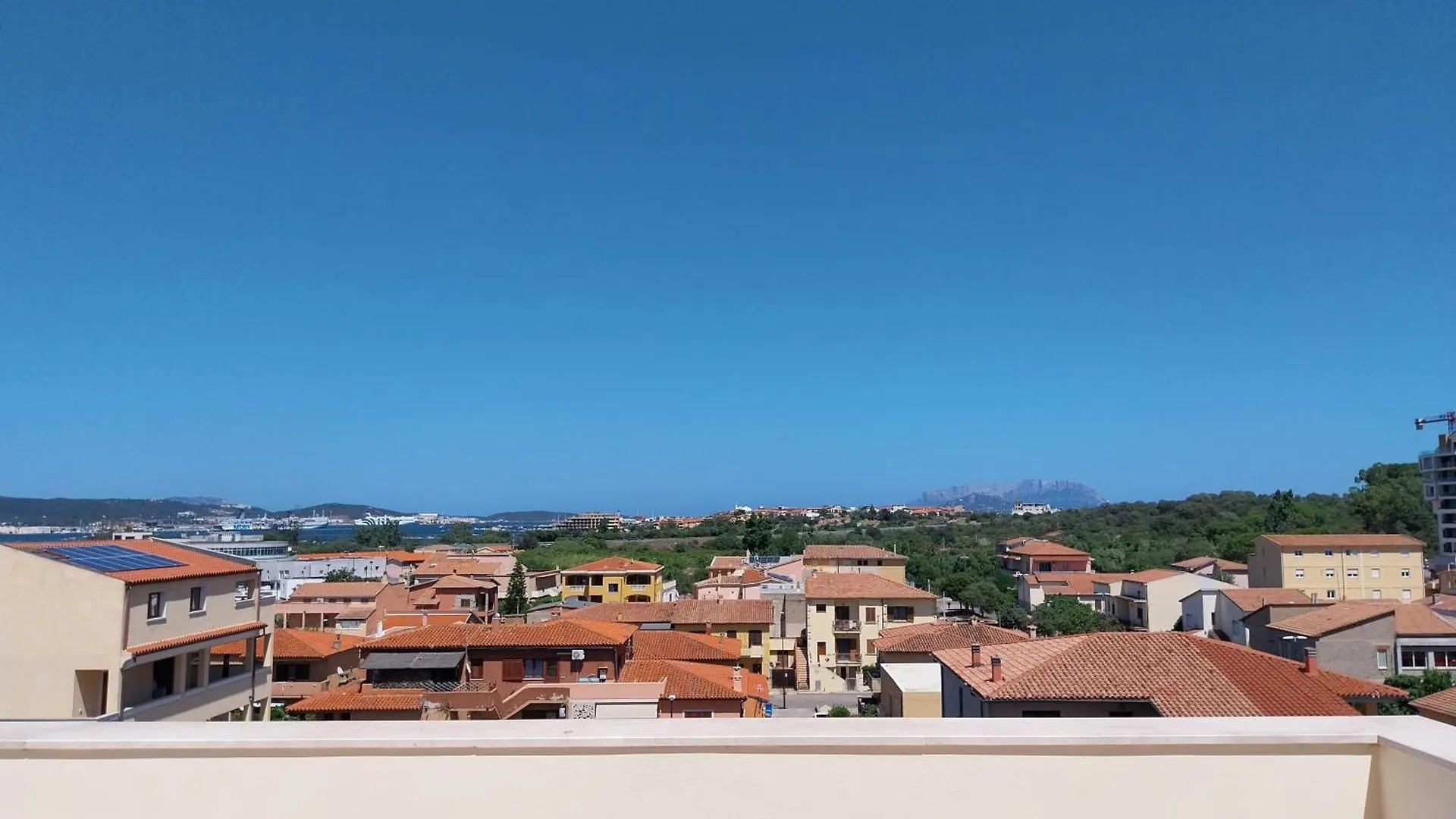 Vittoria Home Olbia Guest house